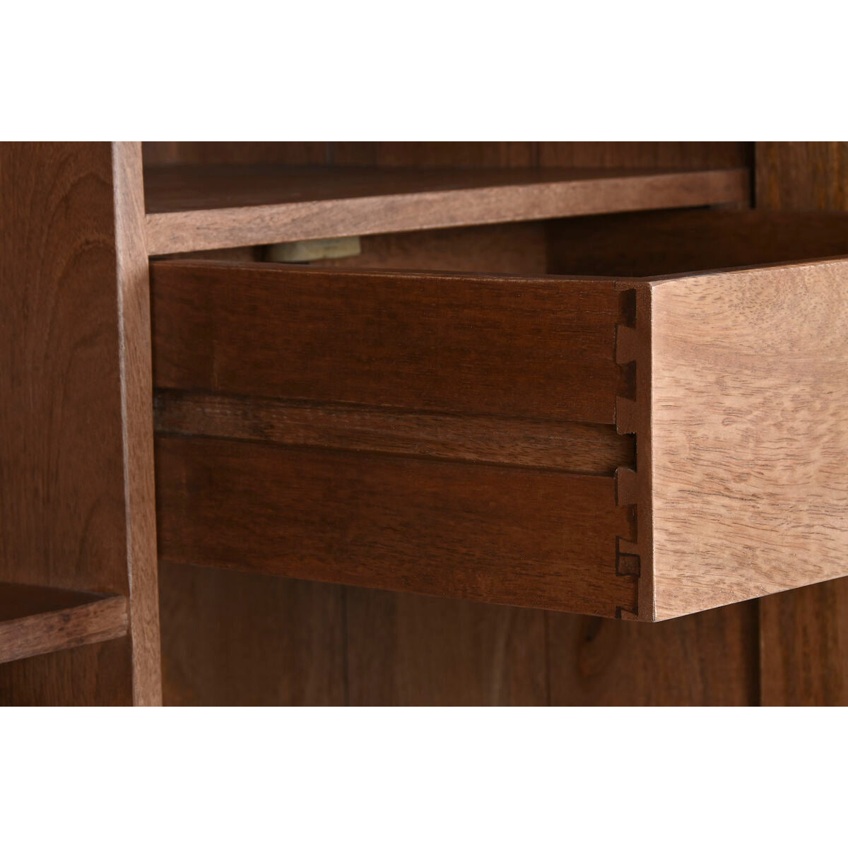 V3HDF0551B2ED48370A84DD2C42D302D916R5581817P10