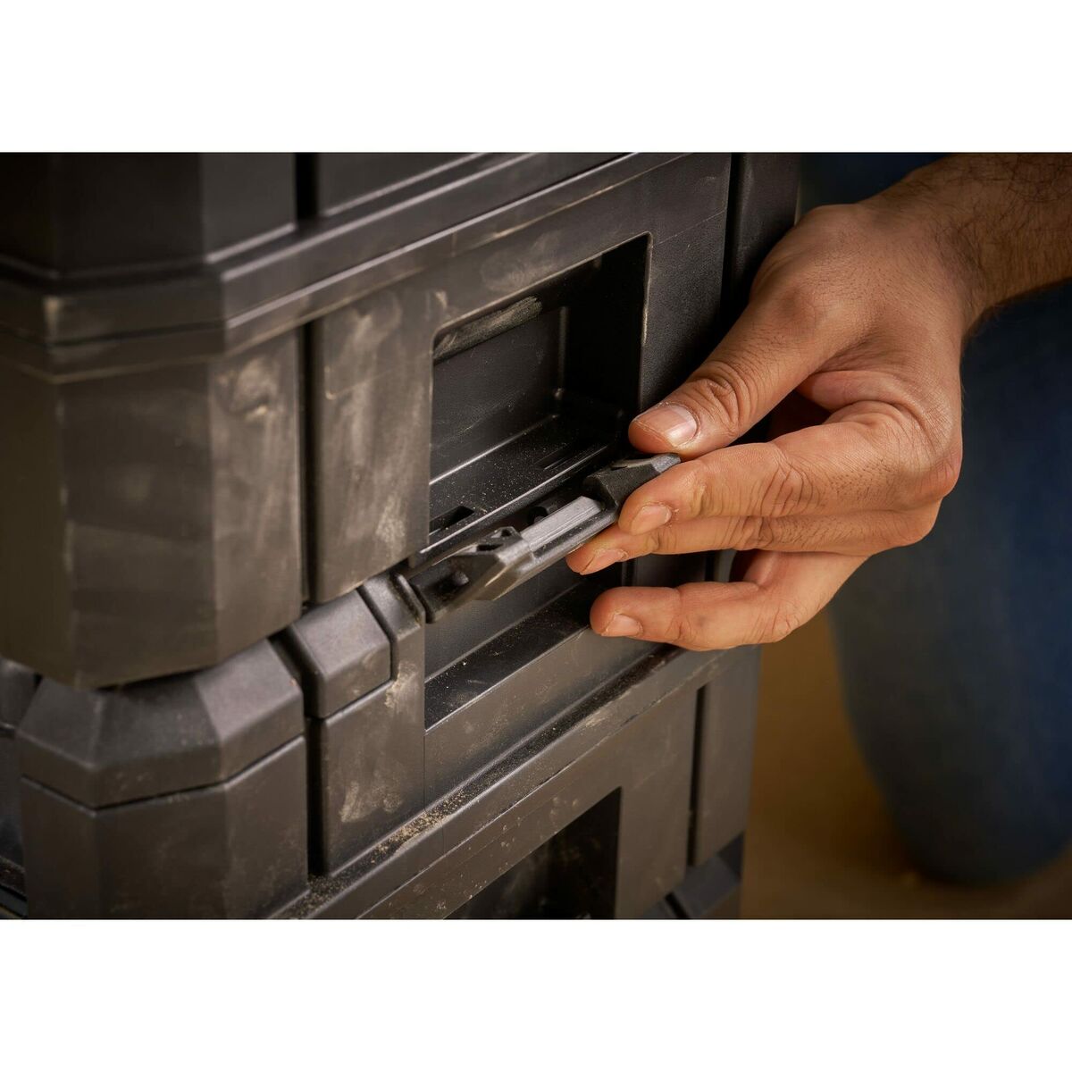 V3HB9704E533940453D3D120B8585759A2ER5854913P7