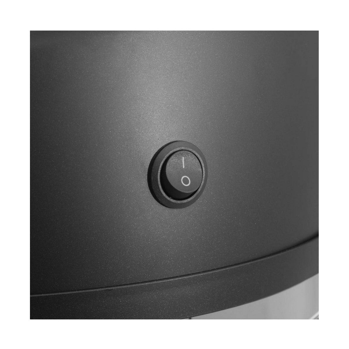 V8HBC3203BF83030EA2105D1CA38D0145DAR3364346P4