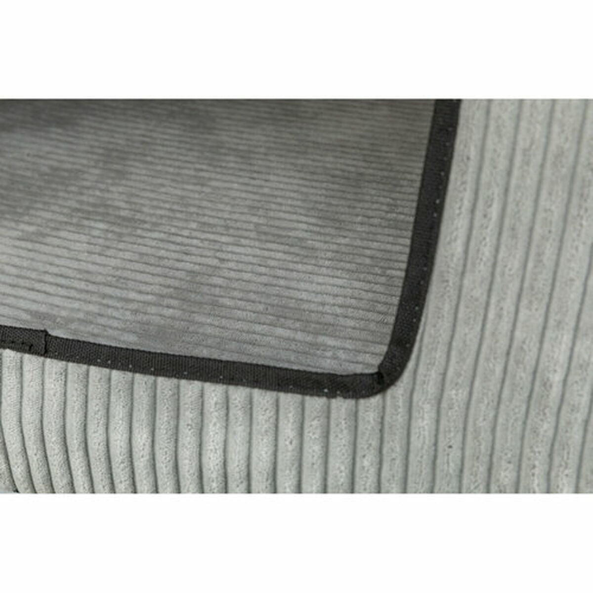 V3HDC0664AED66E61021B7FA1E8B718C96AR7463593P10