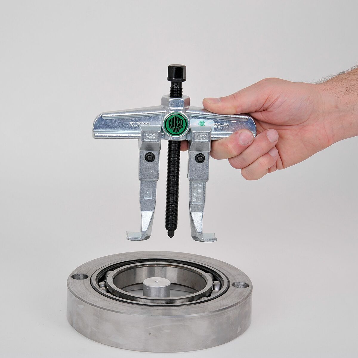 V2H9B30A3C03E5B4C06413215A3BE7D9D78R7061337P10