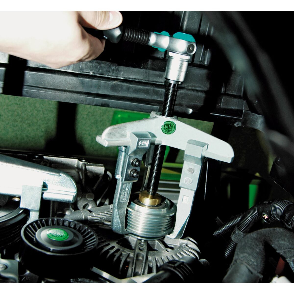 V2H7650280011A1CEF54CA61826019D98E7R7061564P4