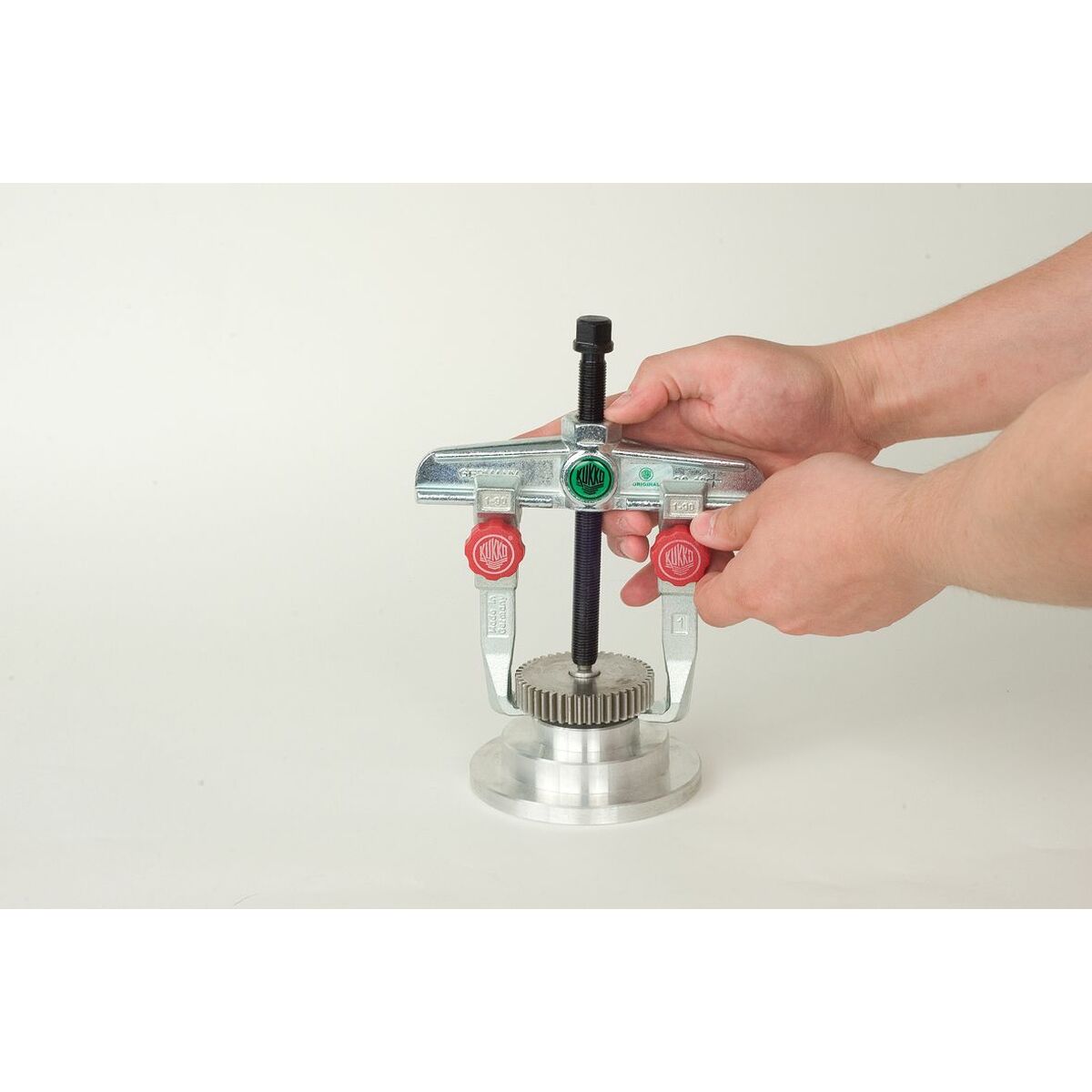 V2HF93C155DCA5E8B58005EE94B8DB17BE1R7061350P5