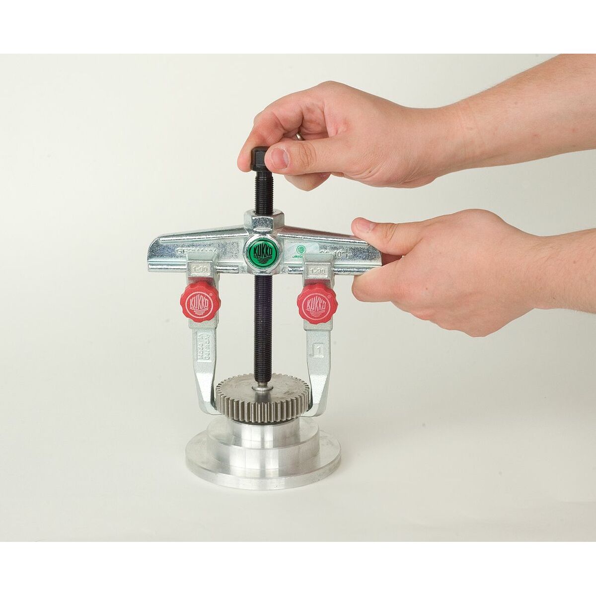 V2H6F13B8F2E43EB7F7127BAC6B03768462R7061459P6