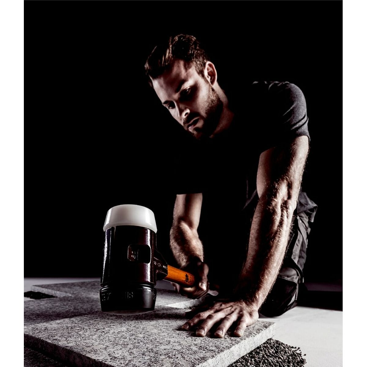 V2HB1480417FE0949A03613BF3D174591BAR7066993P5