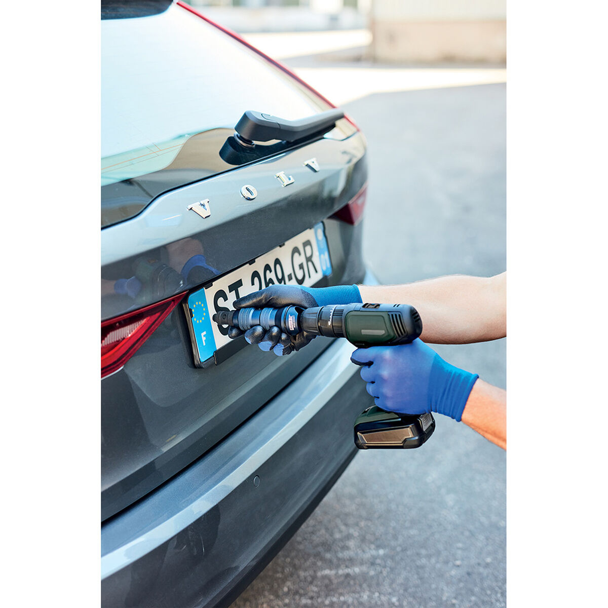 V3HC966A938EBC40BF47730B3A240376F5DR5821535P4