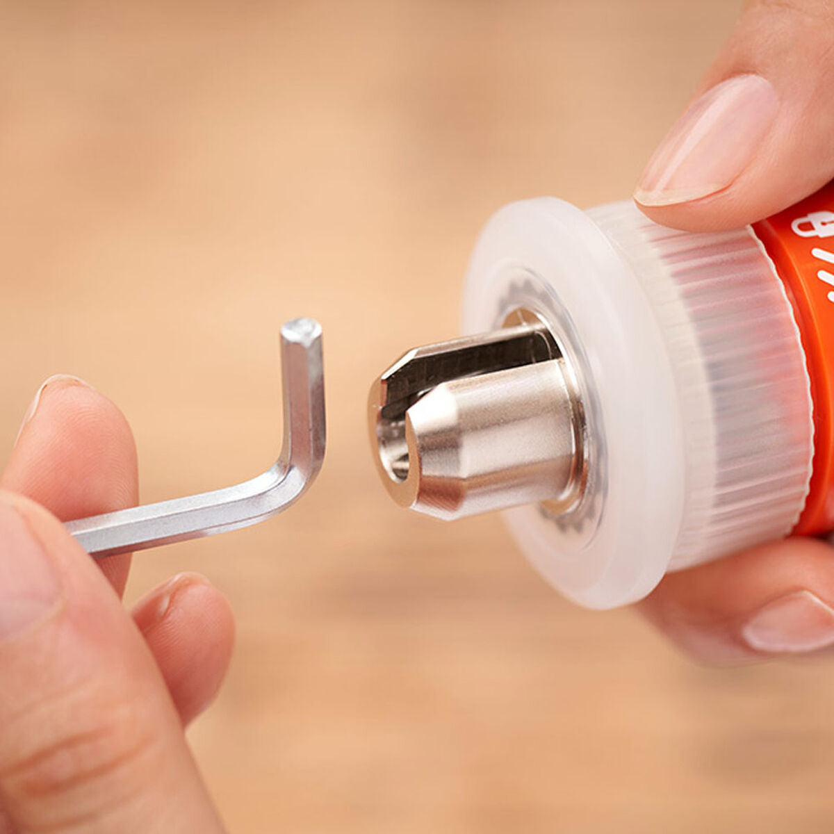 V8H5B14AD854583A31A3E7C3606B6A81710R7343337P10