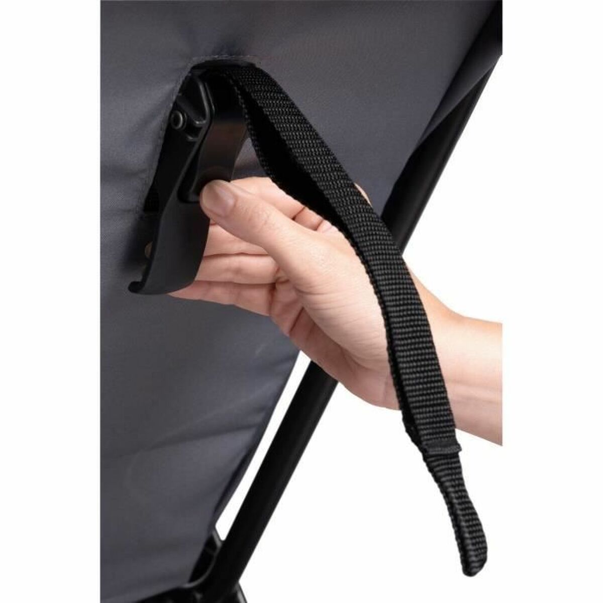 V3H498D83451F2D275A8596DDF0440F4B0CR5773896P4