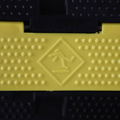 V5HB3F389BADBAAEB4C3A7D88090ACC3304R3881643P6