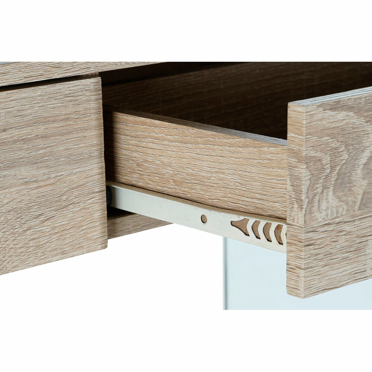 V9HE39278D0B40610CA60D4235E000A515CR6373718P2