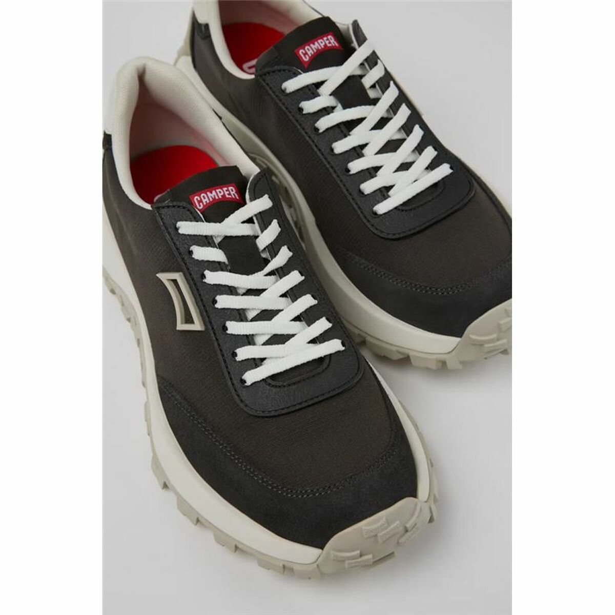 V2HB6B9E85C9BBA2F7520594021F3A29229R6990688P4