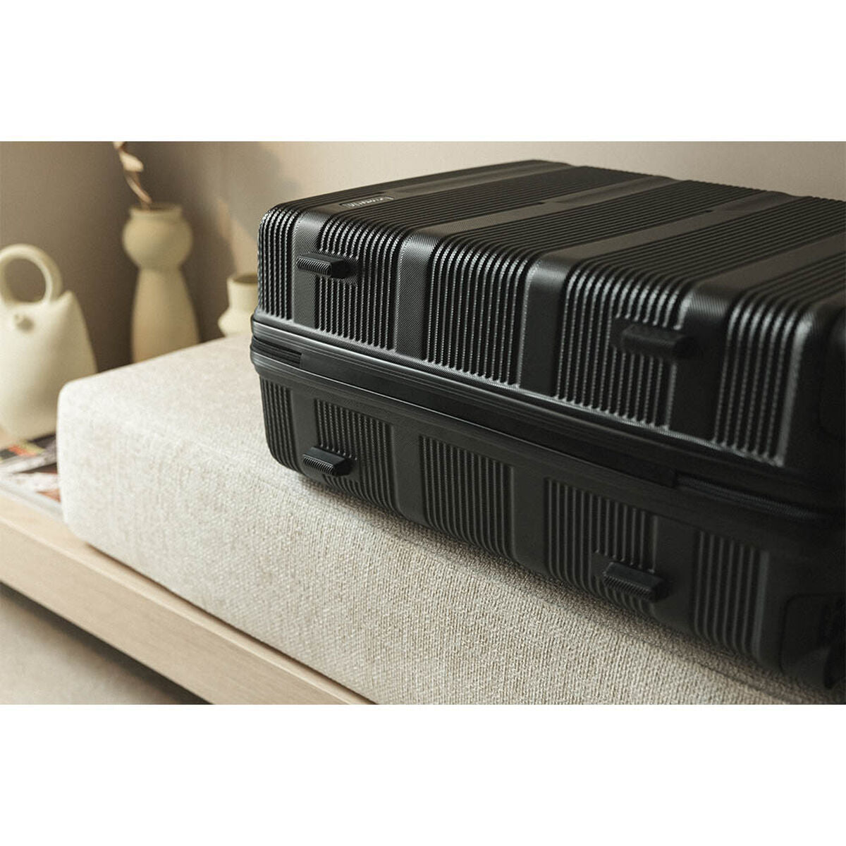 V3HB0A46AEDFEC8C74F121F3280761DFD70R5820383P3